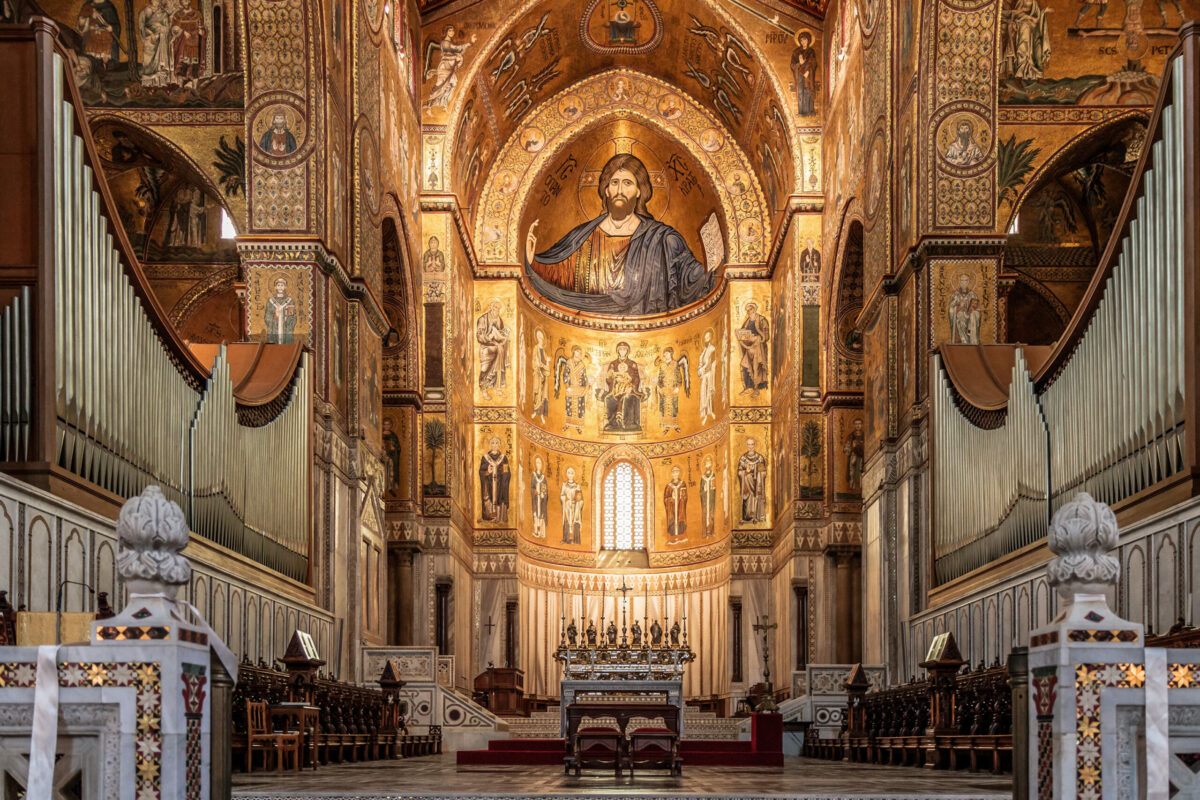 Tour Arabo-Normanno: L'Eredità Multiculturale di Palermo e Monreale