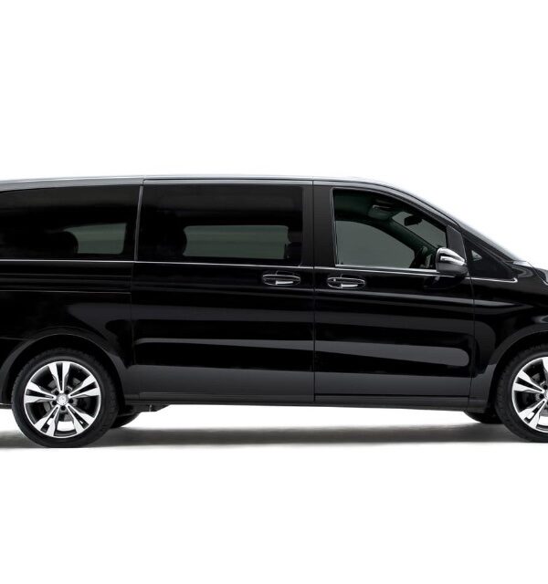 Transfer con mercedes V-Class: Max 7 passeggeri